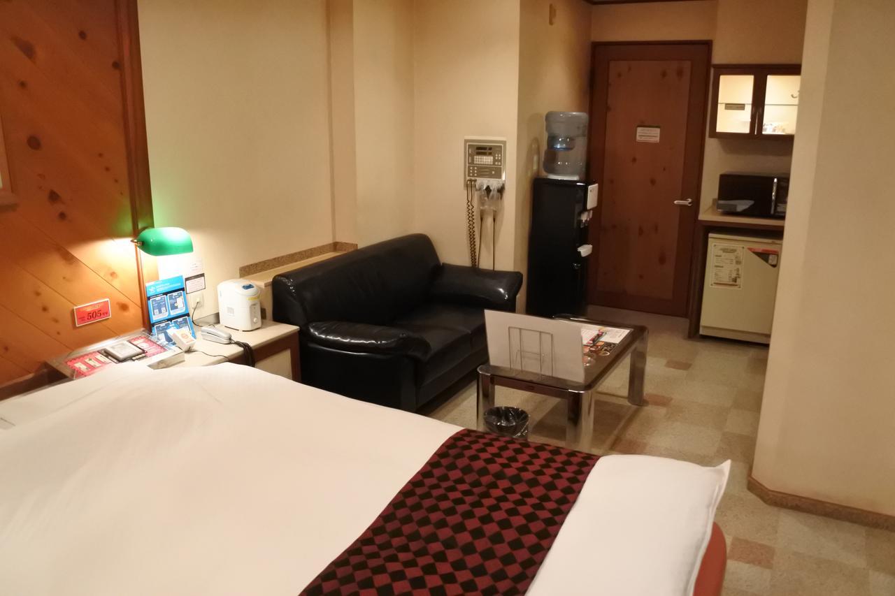 Hotel Dressy (Adults Only) Himeji Ngoại thất bức ảnh
